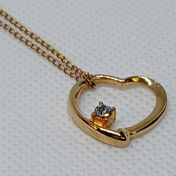 Vintage Gold Tone Open Heart Pendant Necklace with Faux Stone #13W - Picture 13 of 13